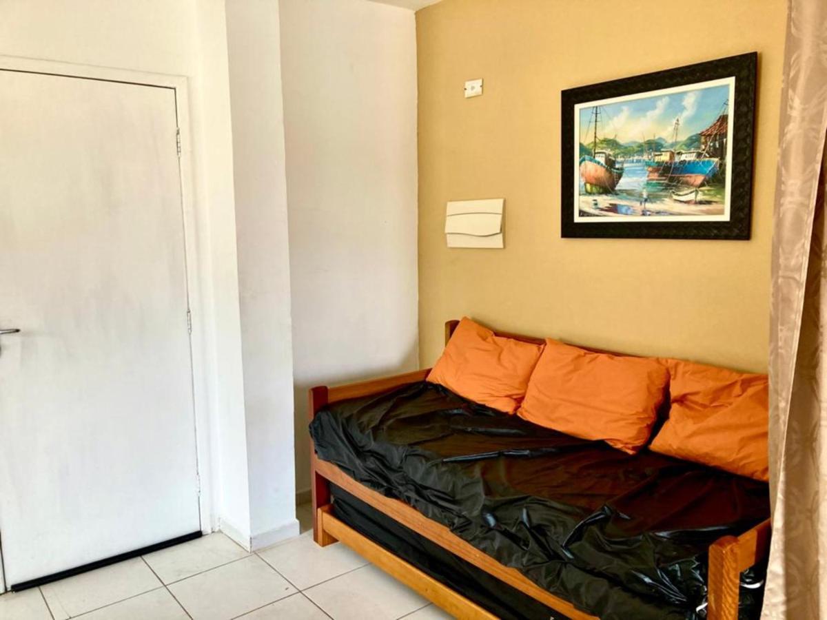 Apartamento Studio Em Predio De Frente Ao Mar Massaguacu Caraguatatuba Exteriör bild